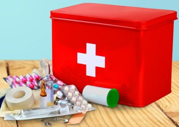 Аптечка путешественника: какие лекарства взять с собой в отпуск